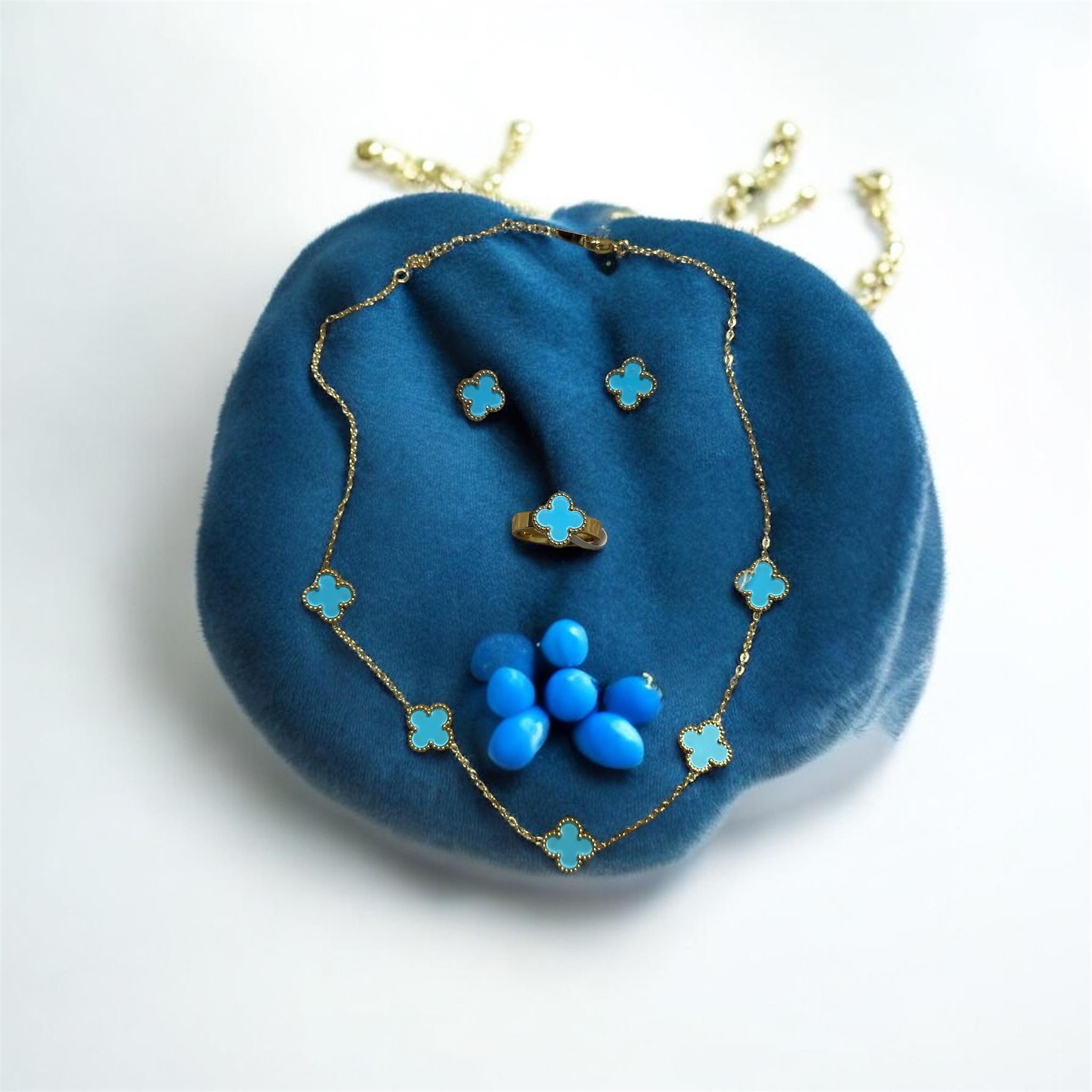Éstia Jewelry